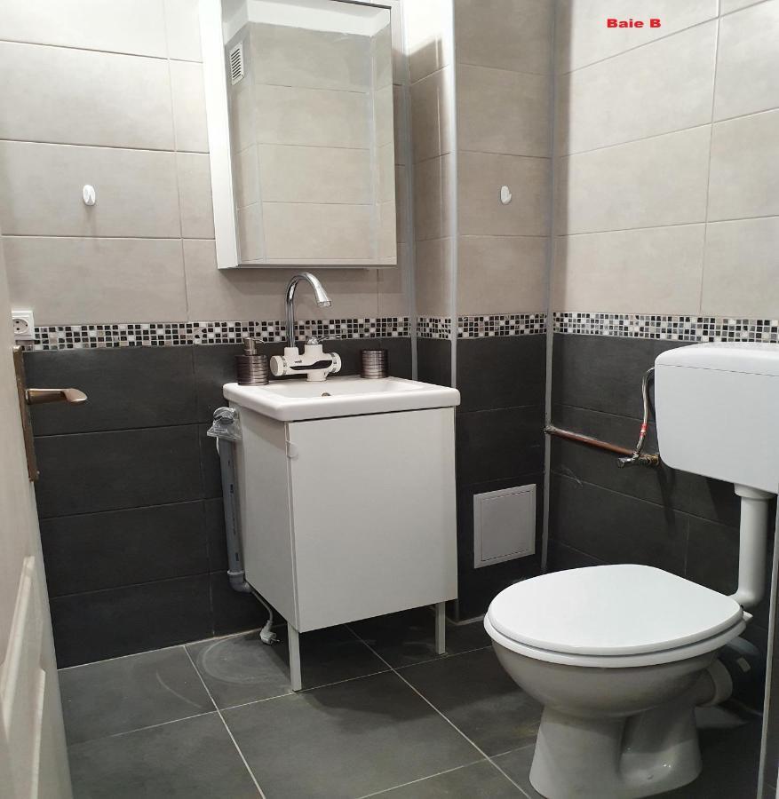 Mia Central Apart, 3 Rooms, 2 Baths, Afi Mall 브라쇼브 외부 사진